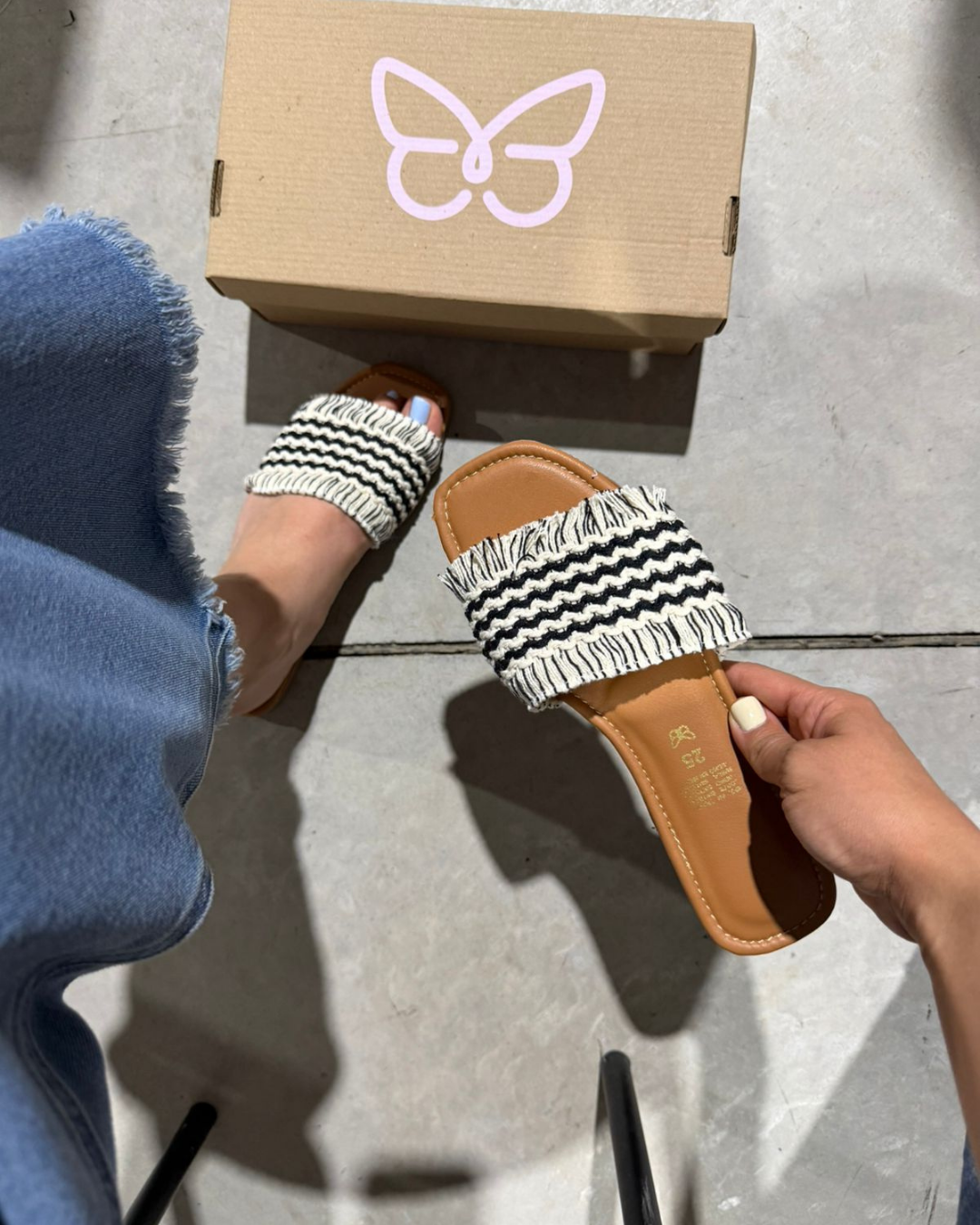 526R Sandalia Textil Negro