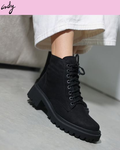 552 Bota Sintético Durazno negro