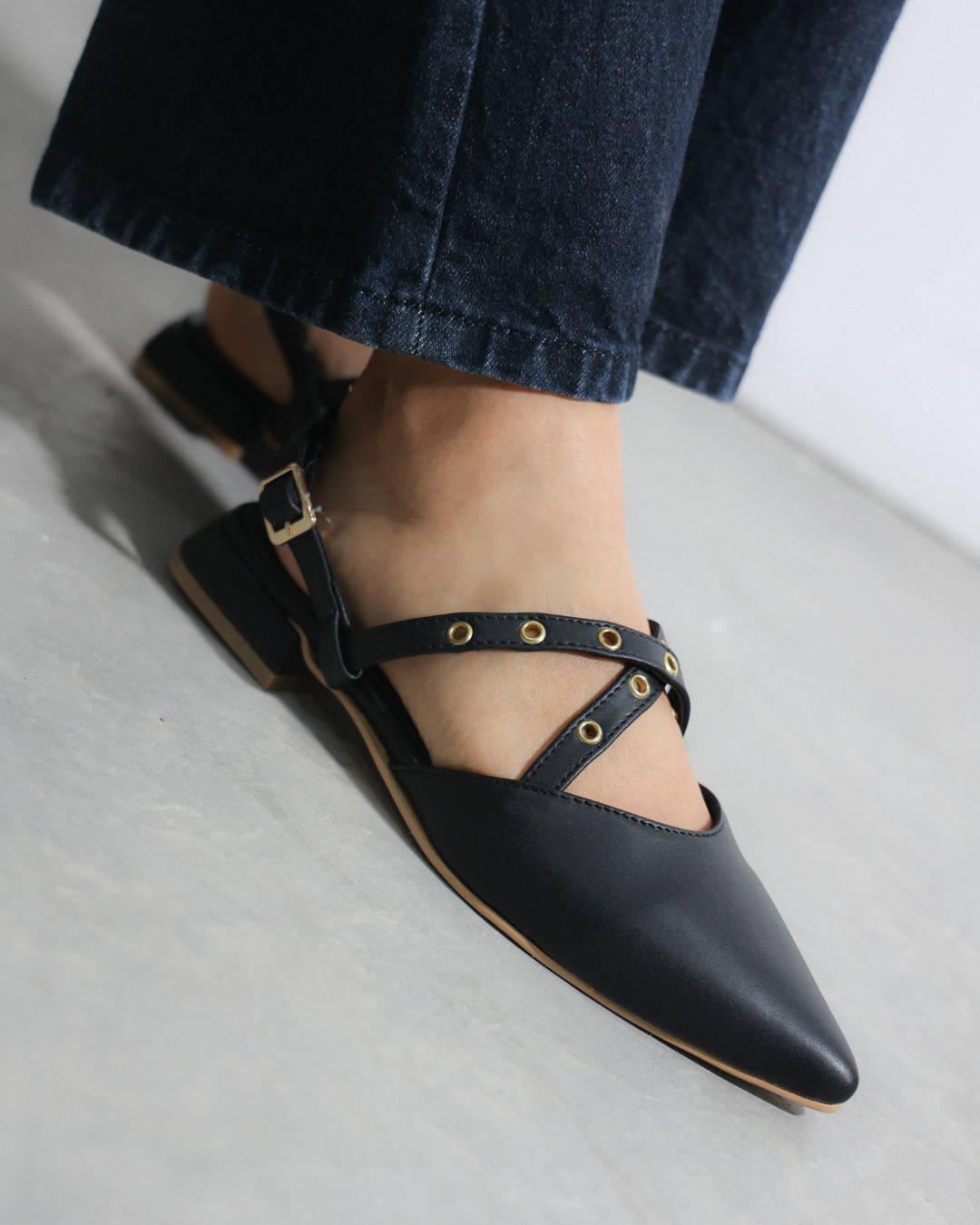 1523R Nairobi Negro