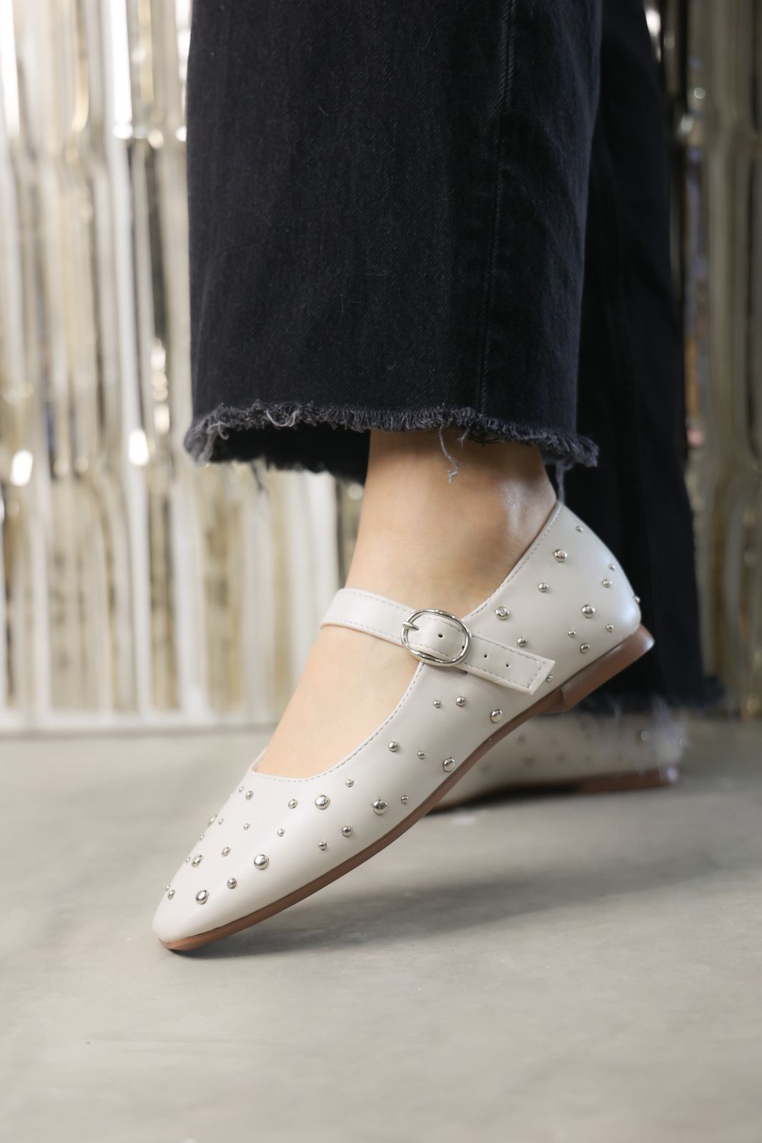 810EST Casual Sintético Latte