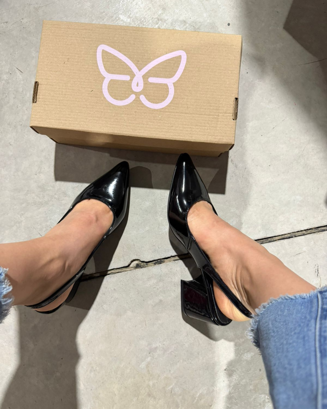 852R Zapatilla Sintético Charol Negro