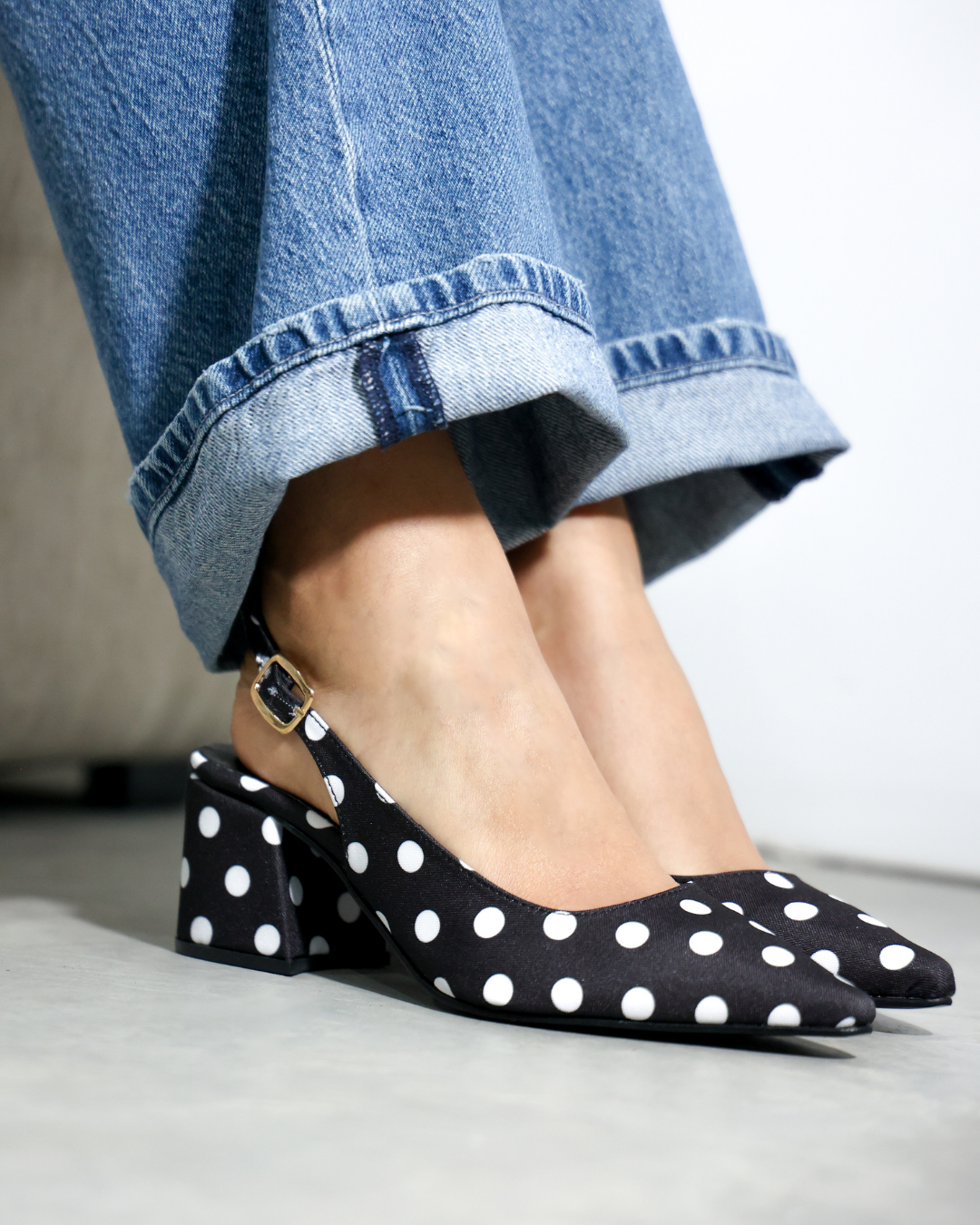 852R Lunares Vintage Polka Negro/Blanco