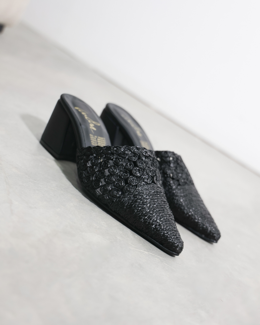 857R Zapatilla Sintético Textil Negro