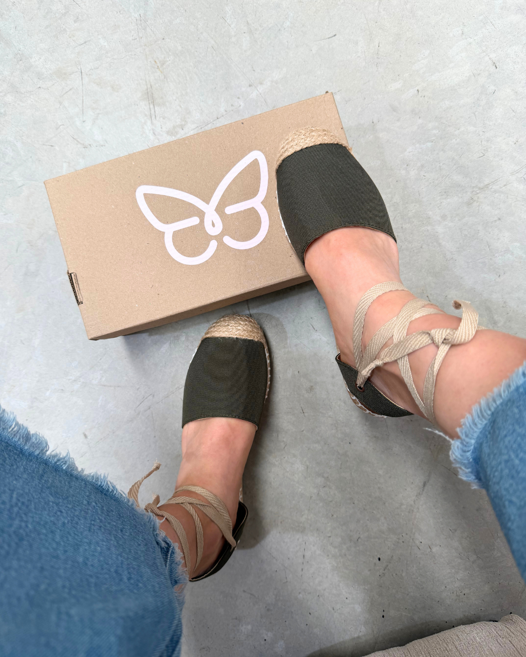 131D Casual Textil Musgo