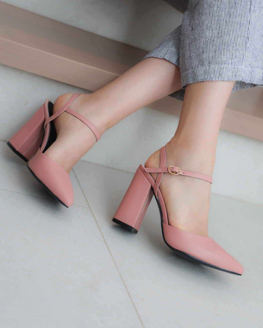 1254L Zapatilla Sintético Peach
