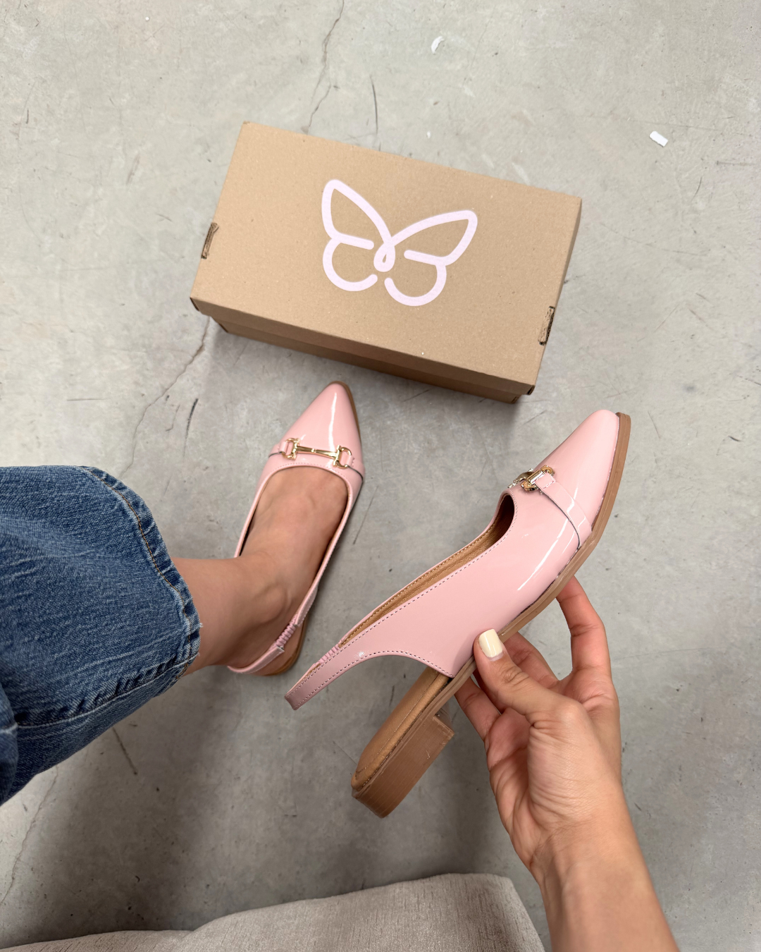 3017R Casual Sintético Charol Magnolia