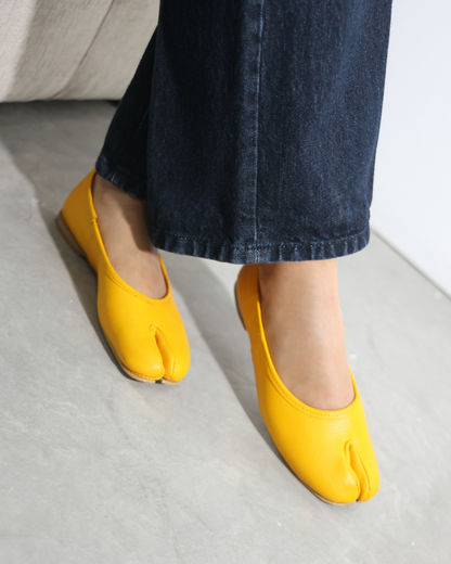 4801R Tabbi zapato estilo japones color mostaza hecho con material de alta calidad