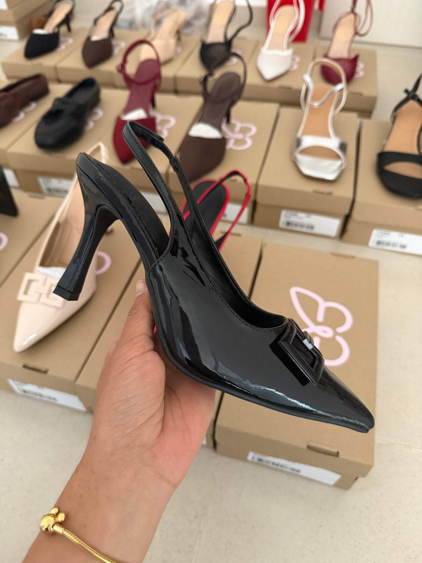 274AR Zapatilla Sintético Charol Negro