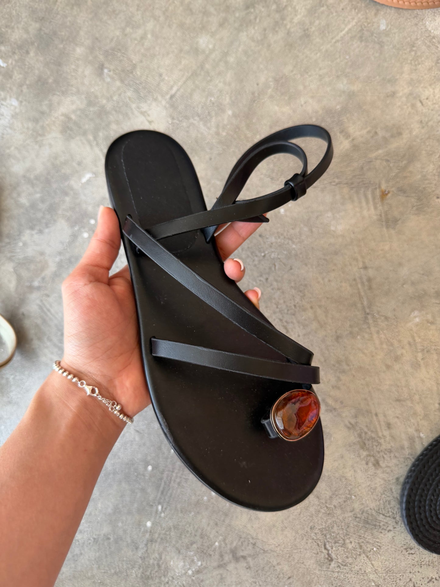 240AR Sandalia Sintético Negro