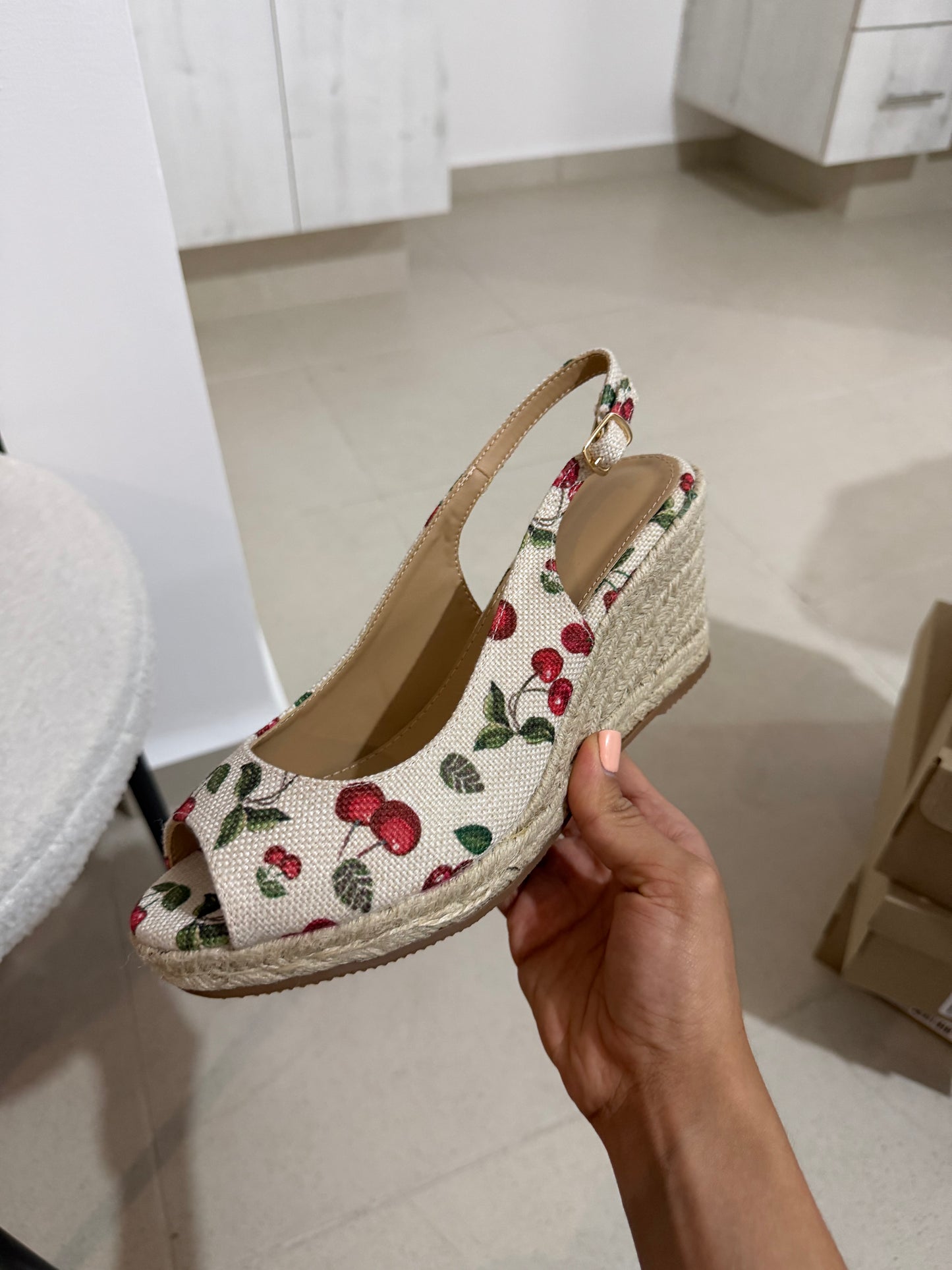 261AR Sandalia Textil Beige/Vino