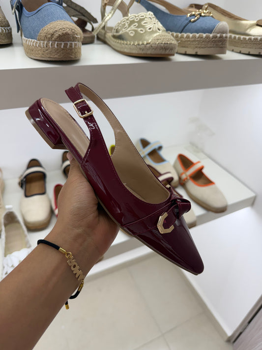 267AR Zapatilla Sintético Charol Vino