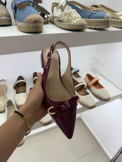267AR Zapatilla Sintético Charol Vino