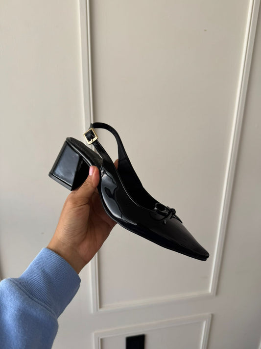 854R Charol Negro
