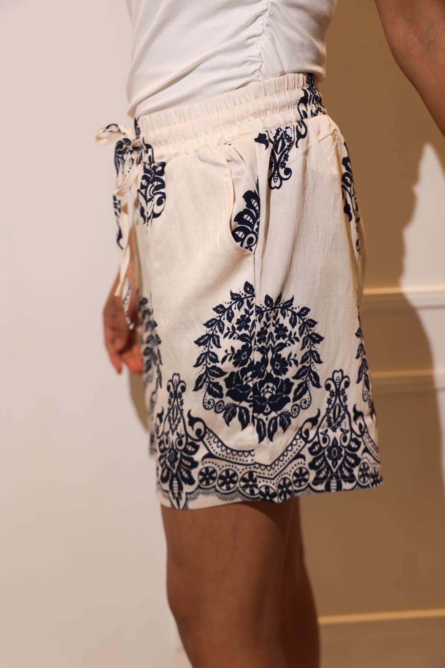 1912 Short Beige/Negro