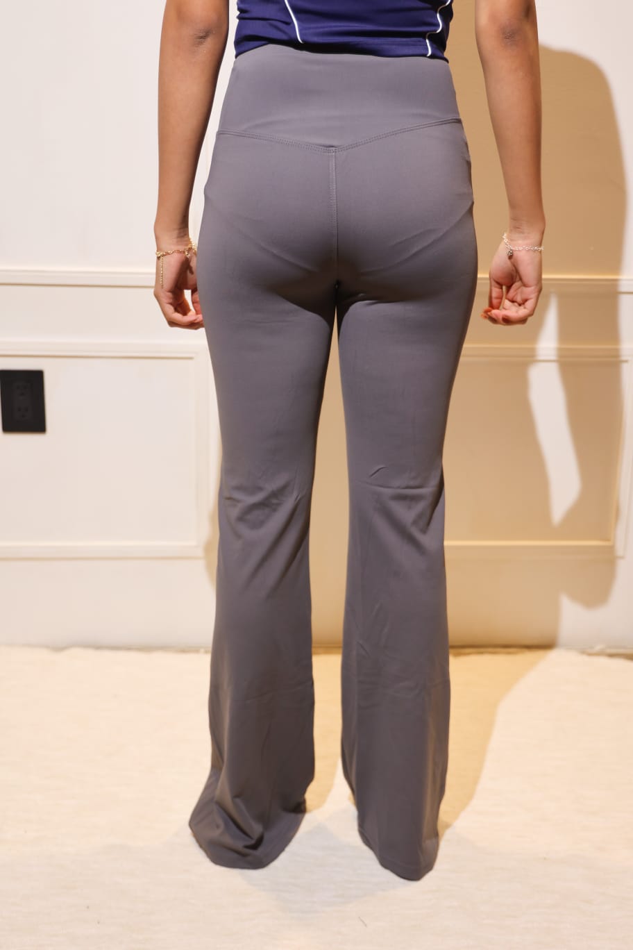68206 Pantalon Gris