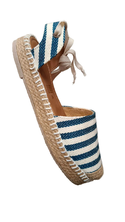 131D Multicolor Striped Textile