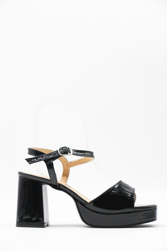975 Charol Negro - Mayoreo Calzado Andysin marca ZAPATILLA
